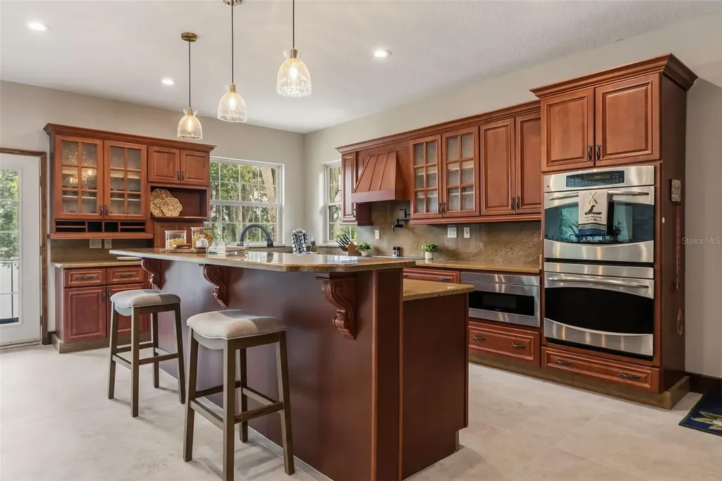 1909 Country Club Drive Eustis FL 32726