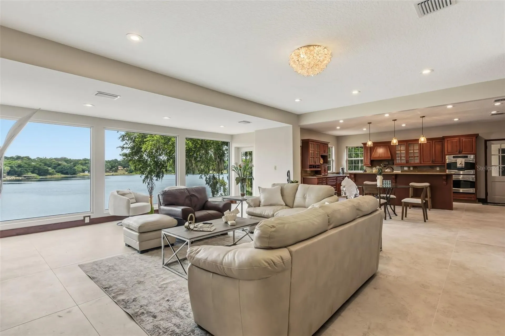 1909 Country Club Drive Eustis FL 32726