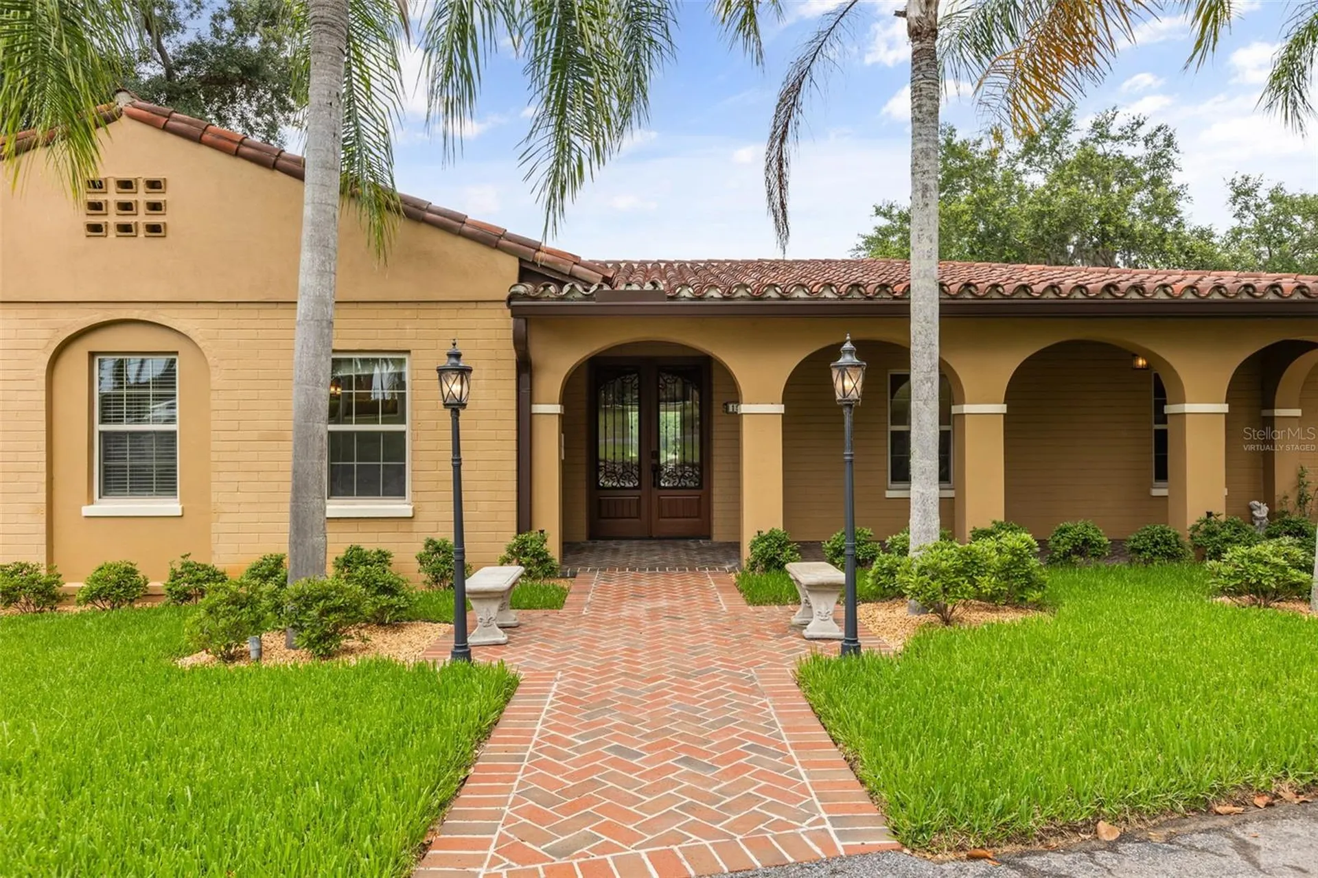 1909 Country Club Drive Eustis FL 32726
