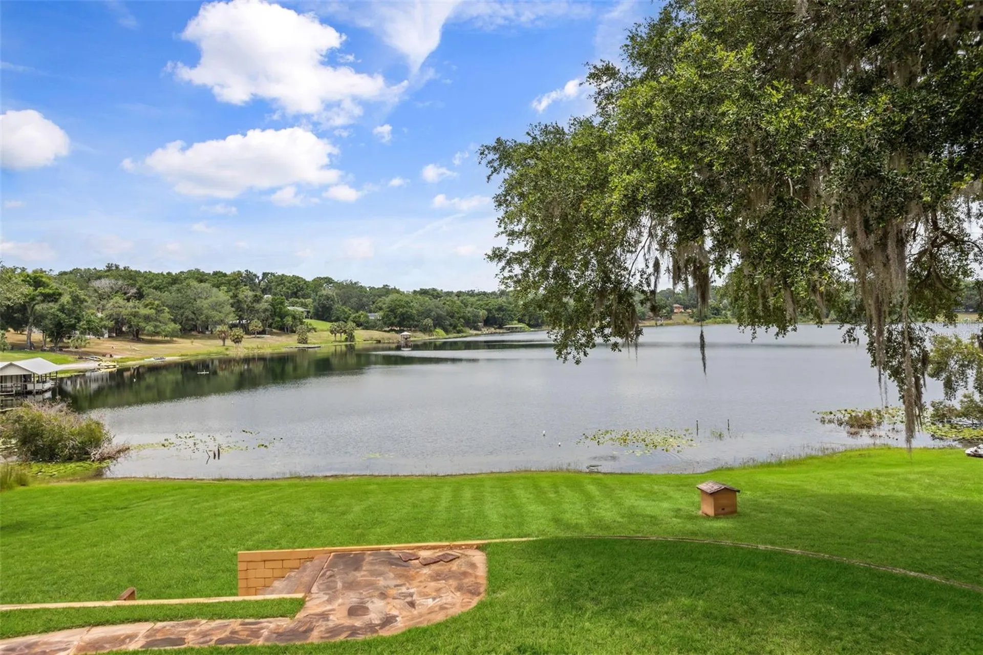 1909 Country Club Drive Eustis FL 32726