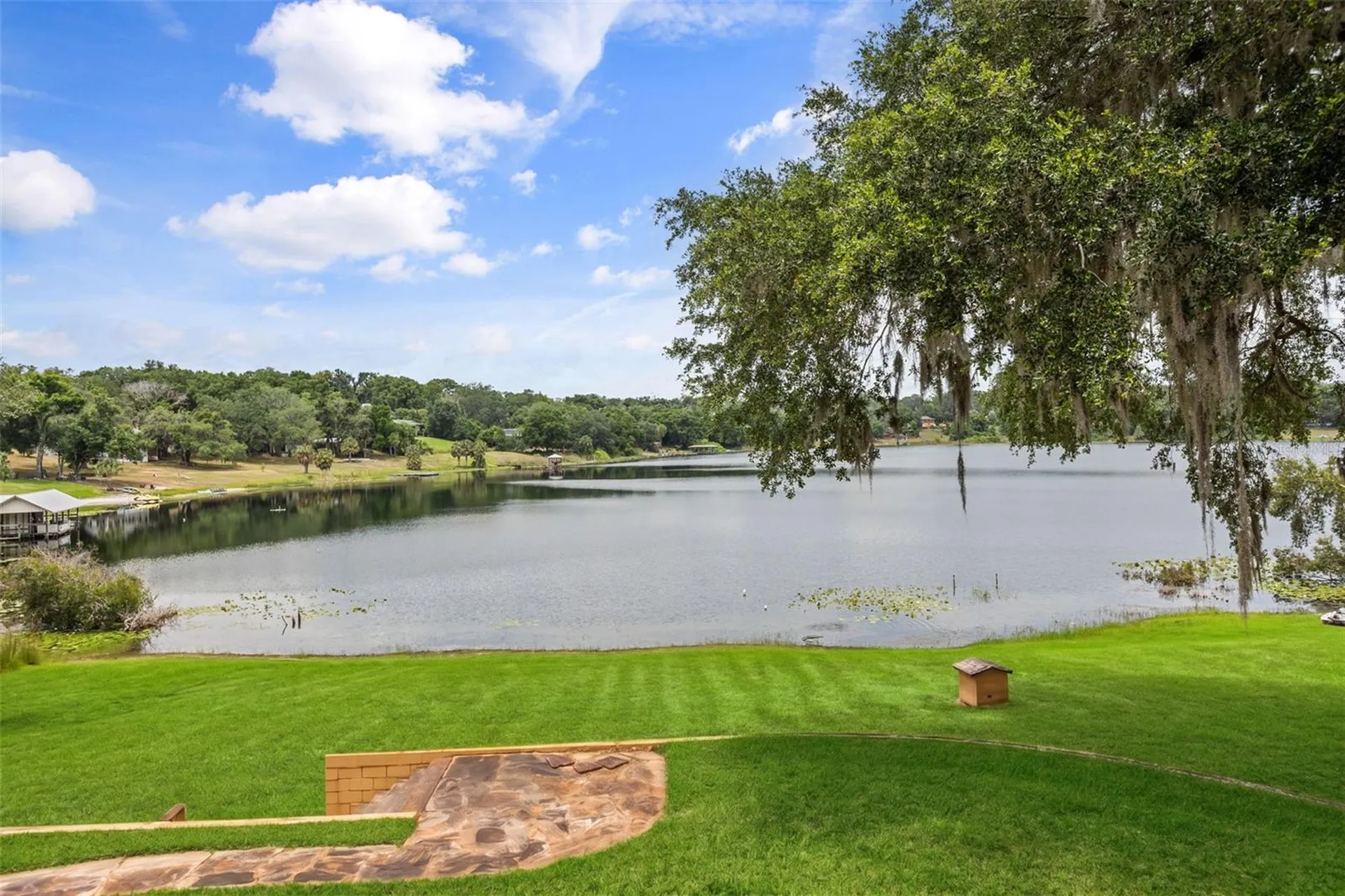 1909 Country Club Drive Eustis FL 32726