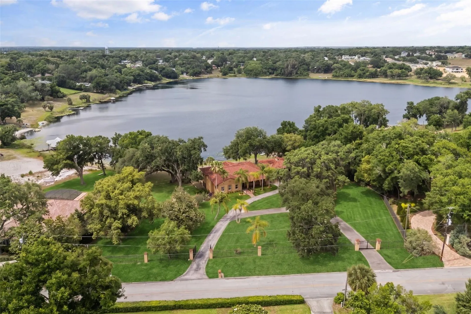 1909 Country Club Drive Eustis FL 32726