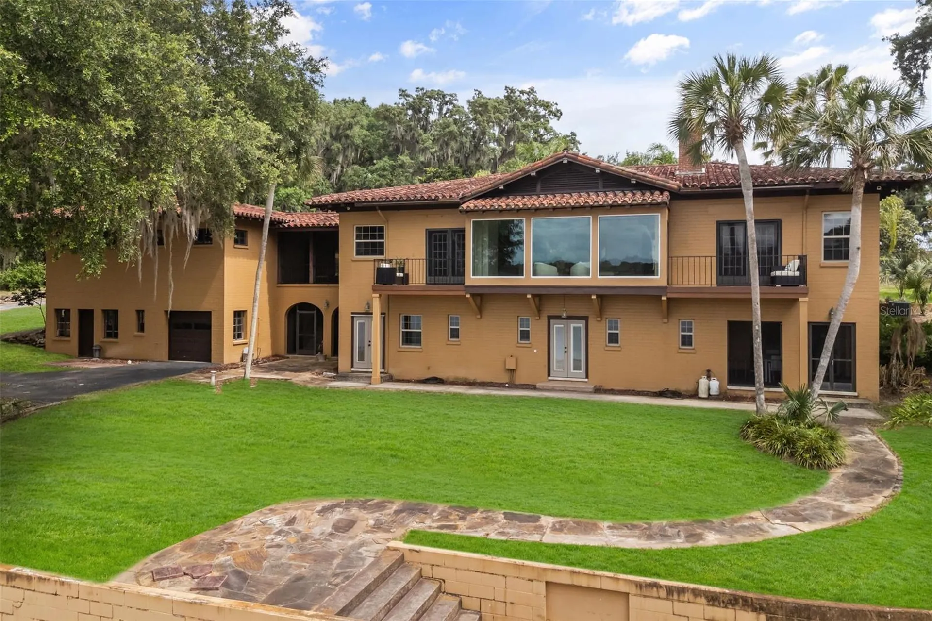 1909 Country Club Drive Eustis FL 32726