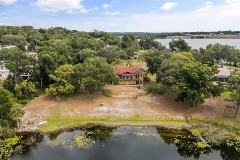 1909 Country Club Drive Eustis FL 32726