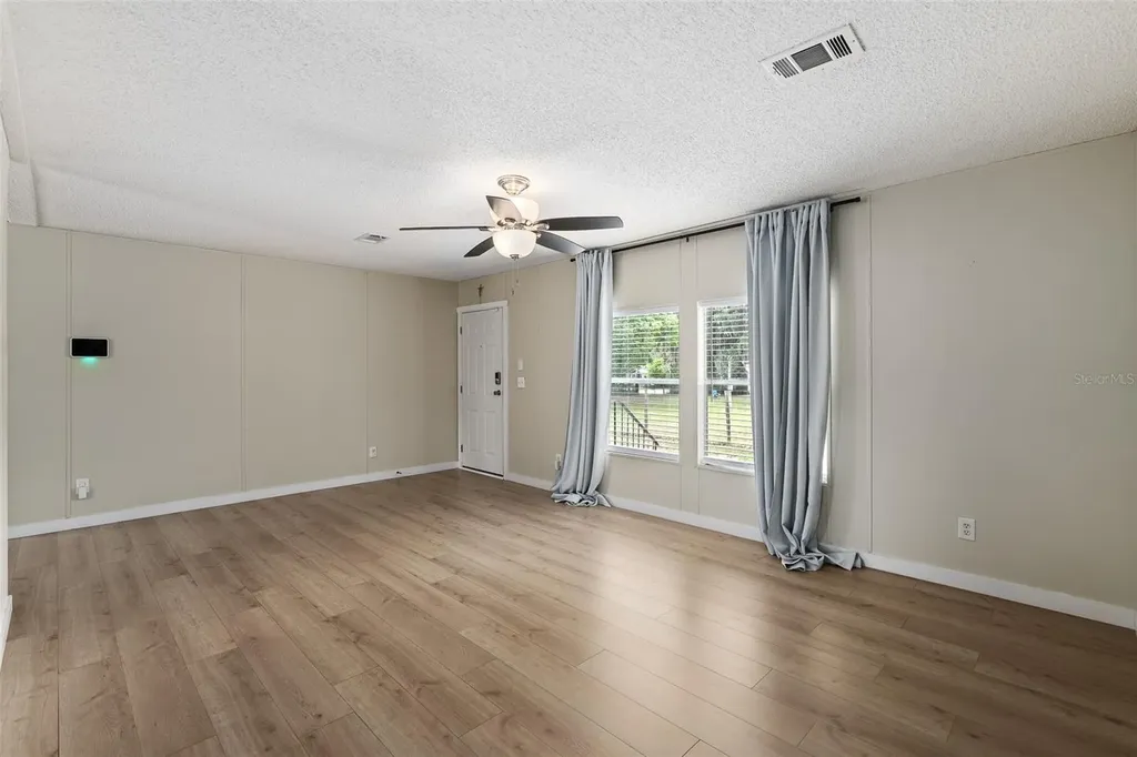 3511 S Palm Avenue Palatka FL 32177