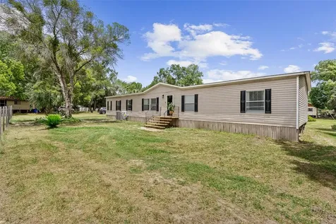 3511 S Palm Avenue Palatka FL 32177