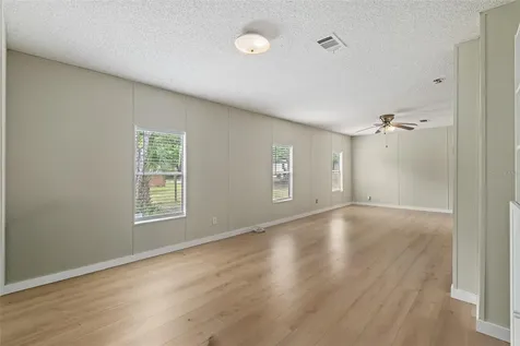 3511 S Palm Avenue Palatka FL 32177