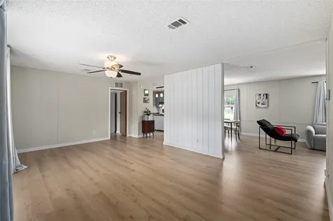 3511 S Palm Avenue Palatka FL 32177