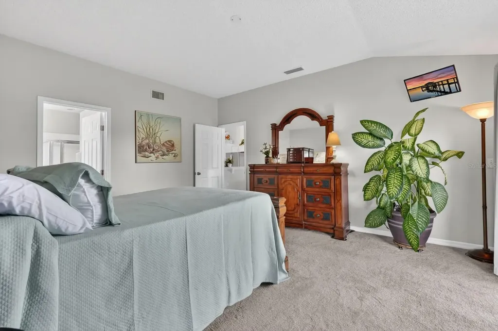 1349 N Wembley Circle Port Orange FL 32128