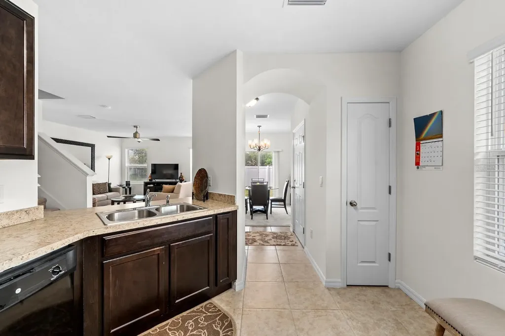 824 Ashentree Drive Plant City FL 33563