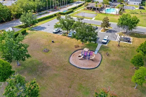 824 Ashentree Drive Plant City FL 33563