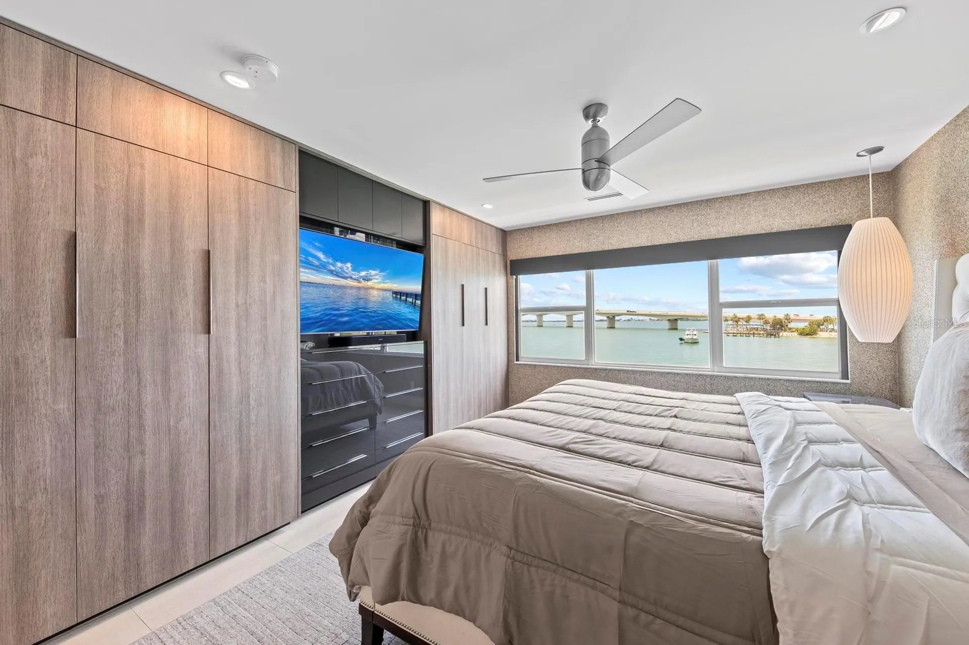 226 Golden Gate Point Sarasota FL 34236