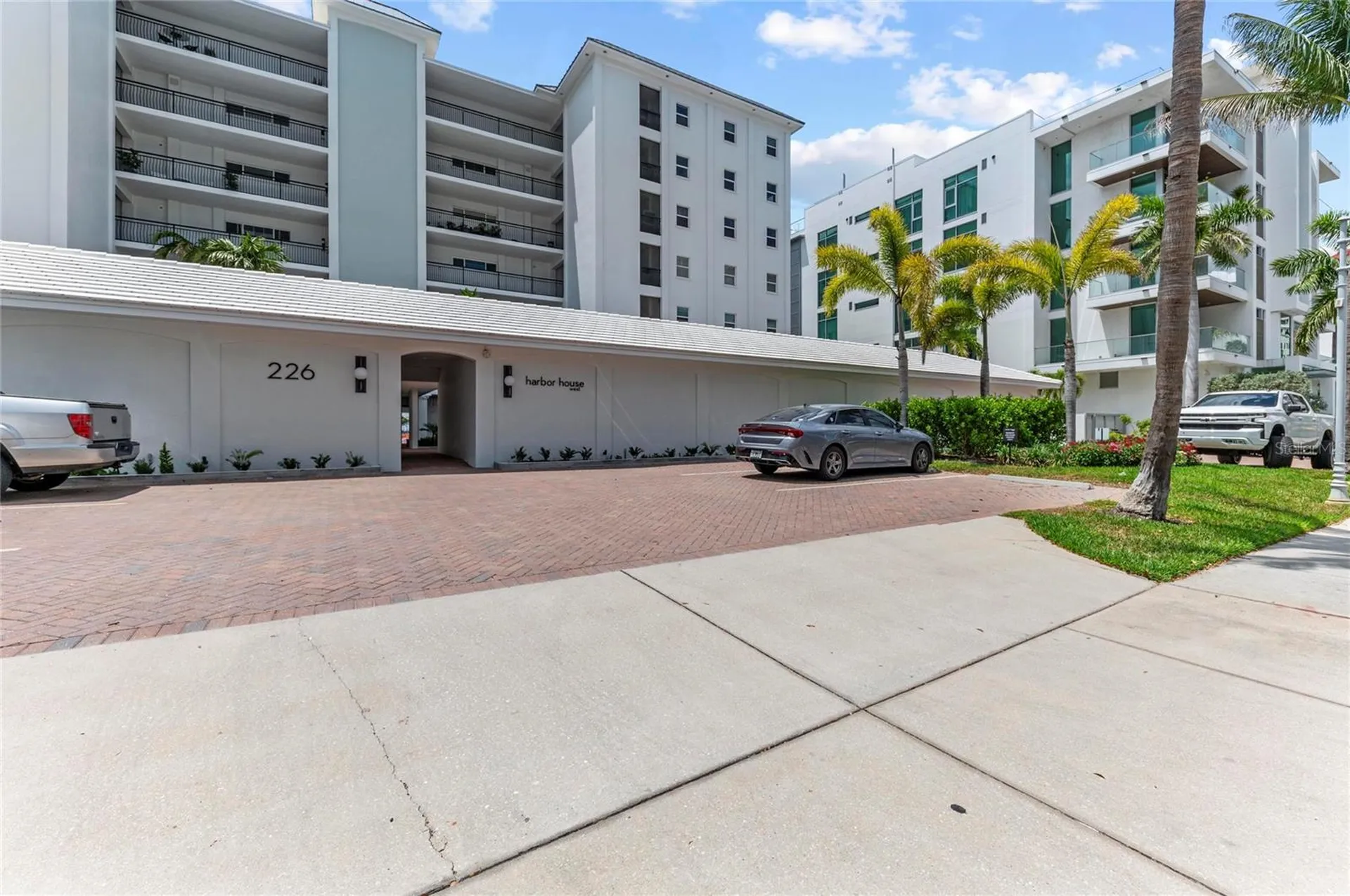 226 Golden Gate Point Sarasota FL 34236