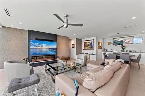 226 Golden Gate Point Sarasota FL 34236