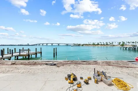 226 Golden Gate Point Sarasota FL 34236