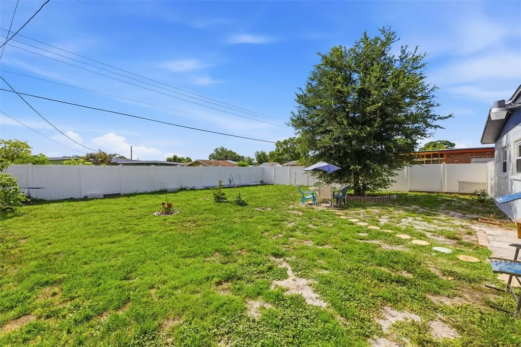 6206 N Hale Avenue Tampa FL 33614