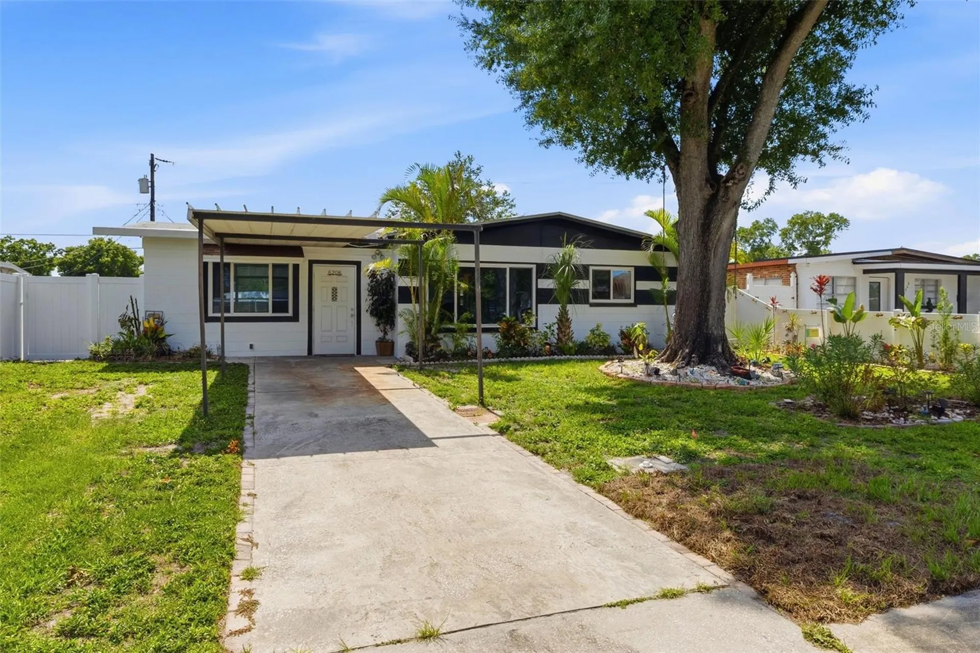 6206 N Hale Avenue Tampa FL 33614