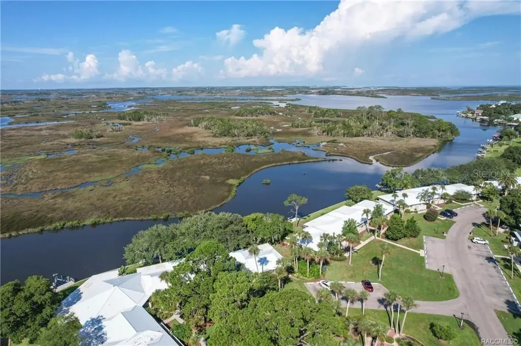 11328 W Bayshore Drive Crystal River FL 34429