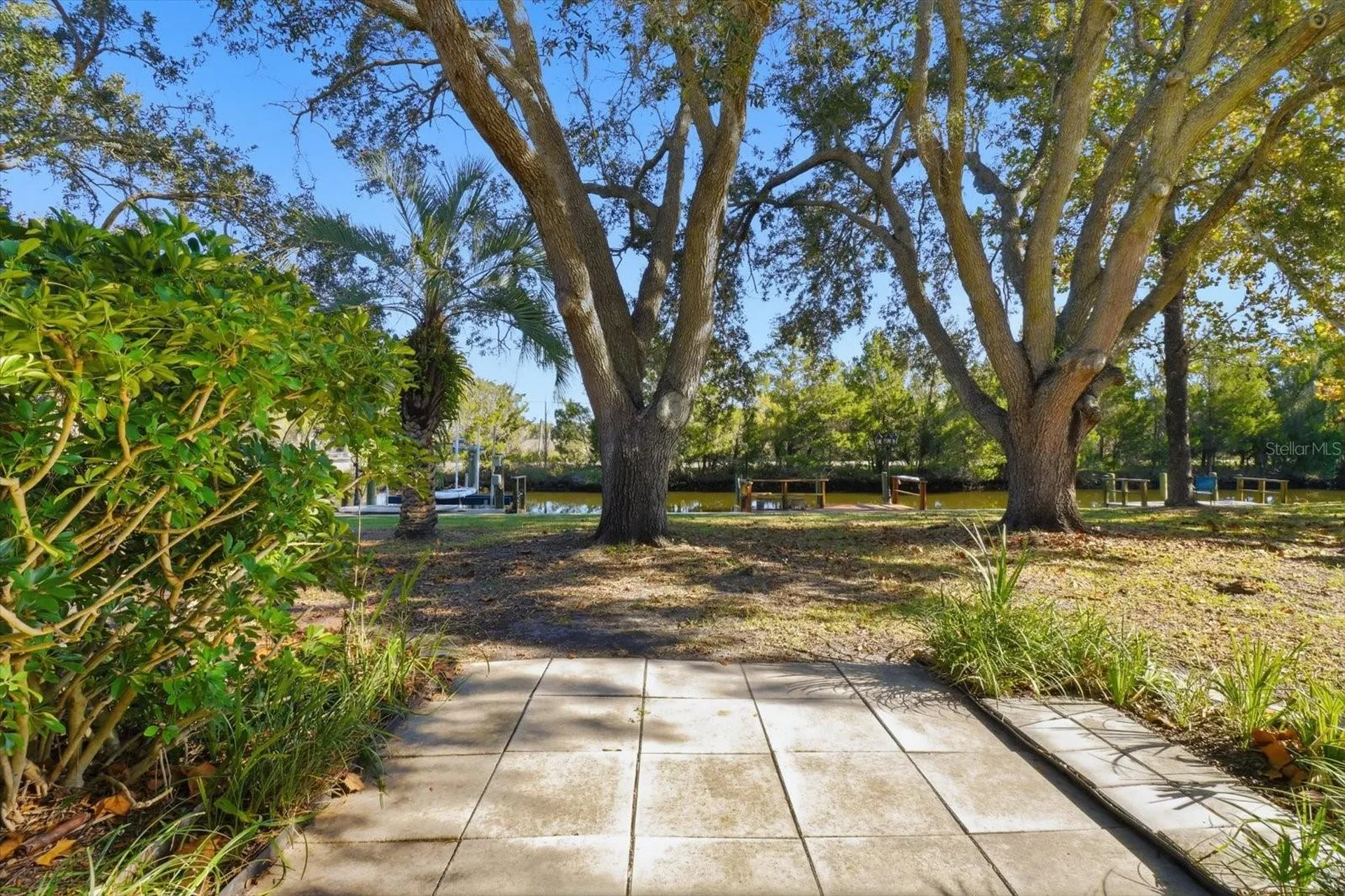 11328 W Bayshore Drive Crystal River FL 34429