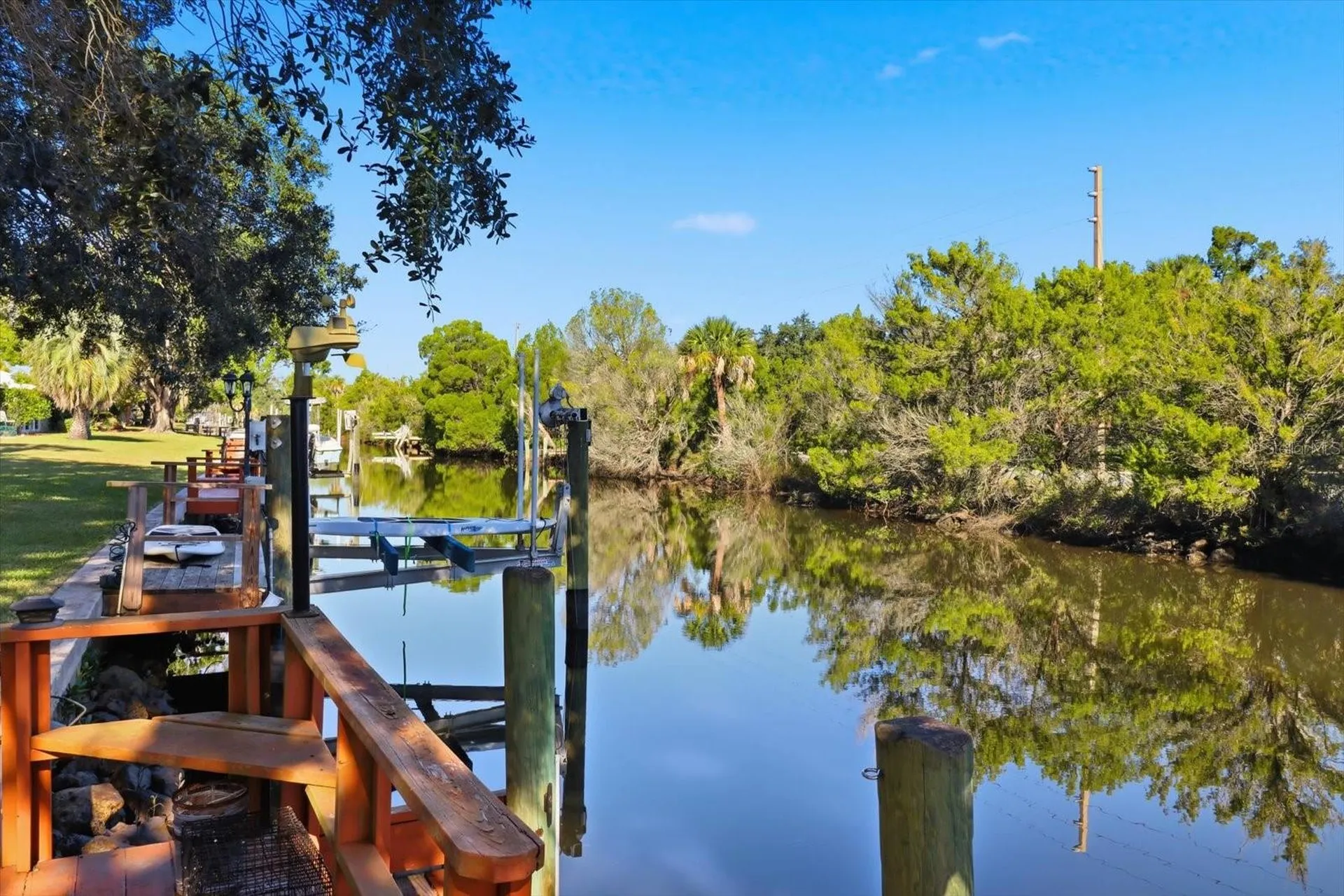 11328 W Bayshore Drive Crystal River FL 34429