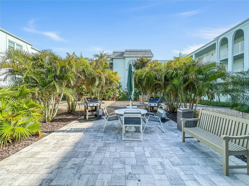 1706 Belleair Forest Drive Belleair FL 33756