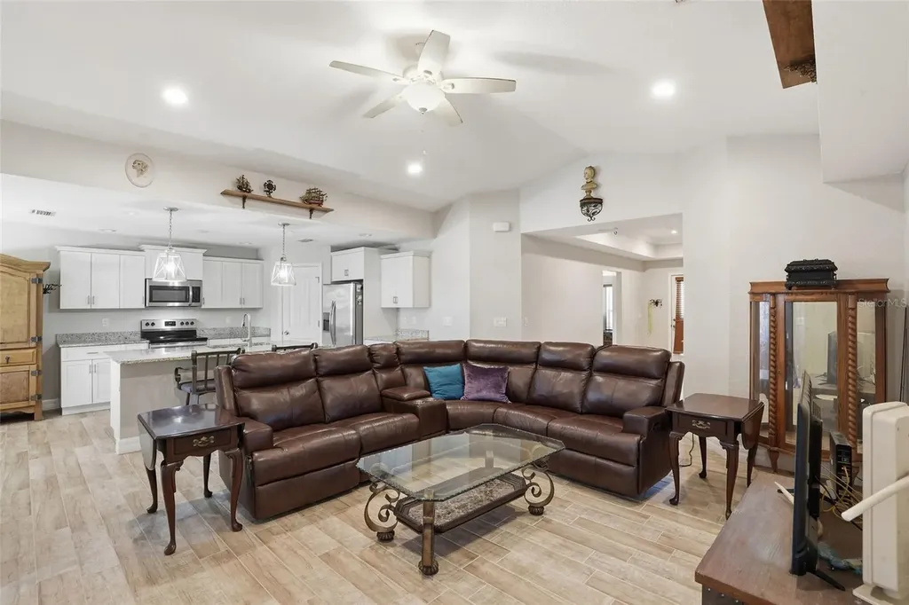 126 Green Pine Park Rotonda West FL 33947
