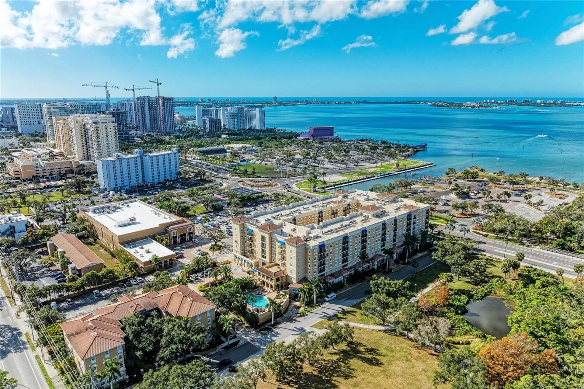 1064 N Tamiami Trail Sarasota FL 34236