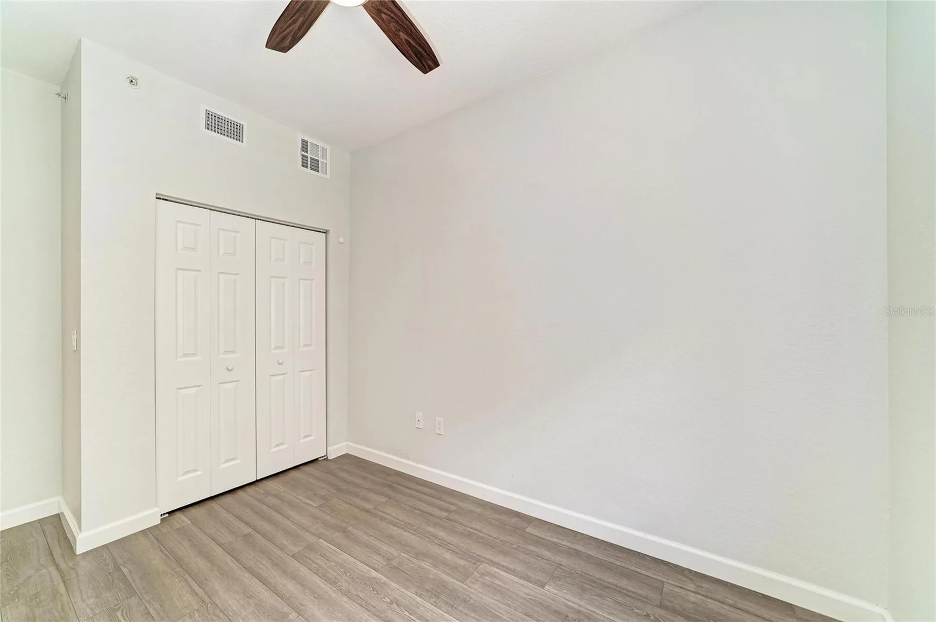 1064 N Tamiami Trail Sarasota FL 34236