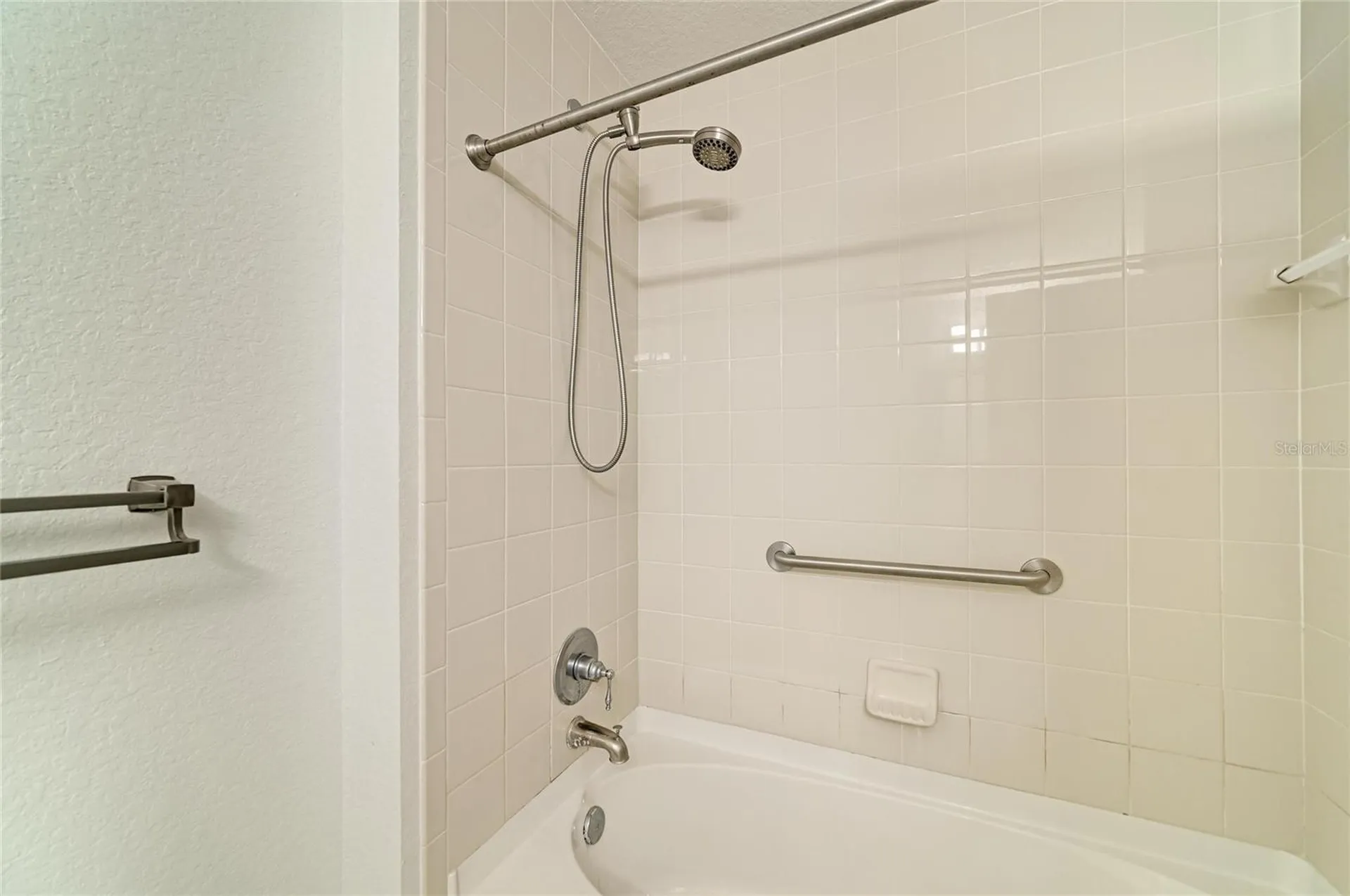 1064 N Tamiami Trail Sarasota FL 34236