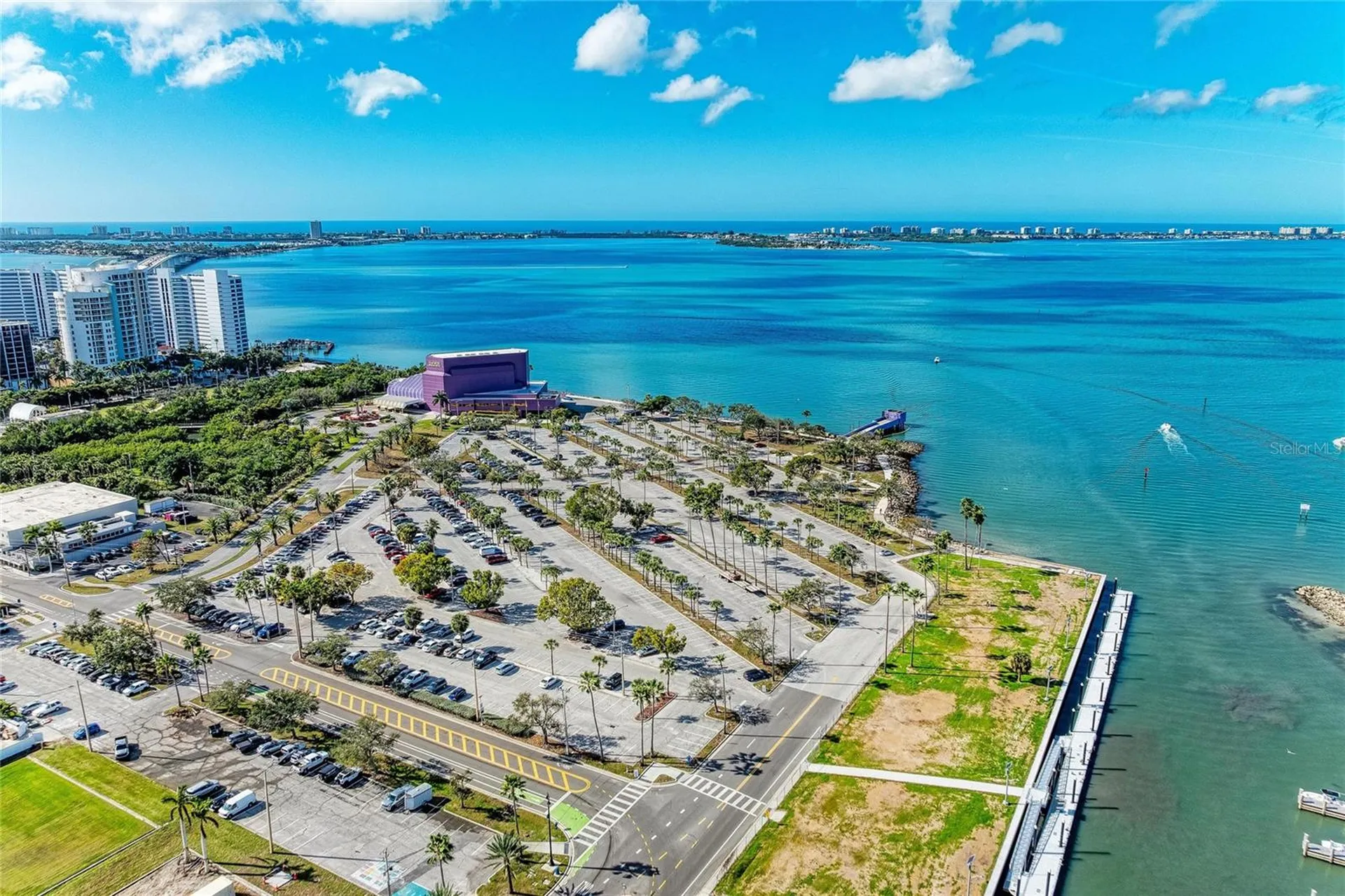 1064 N Tamiami Trail Sarasota FL 34236