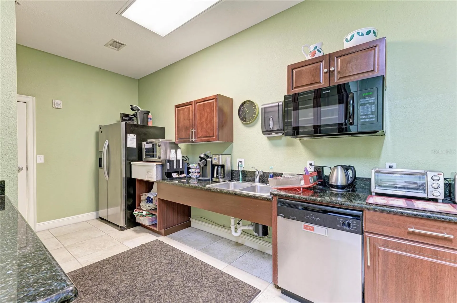 1064 N Tamiami Trail Sarasota FL 34236