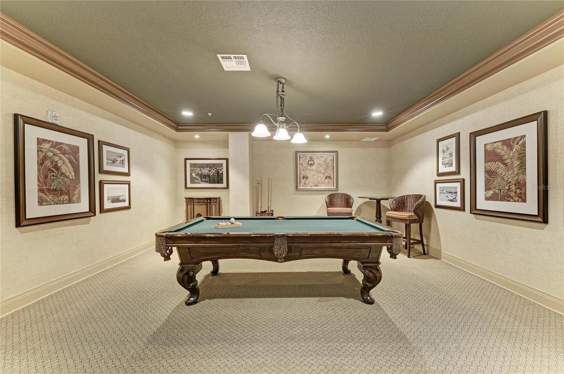 1064 N Tamiami Trail Sarasota FL 34236