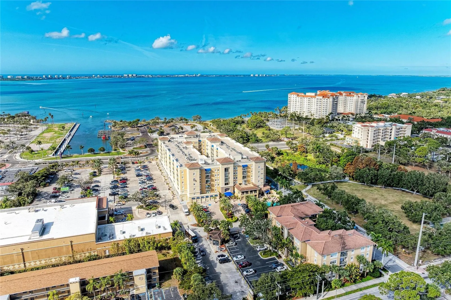 1064 N Tamiami Trail Sarasota FL 34236