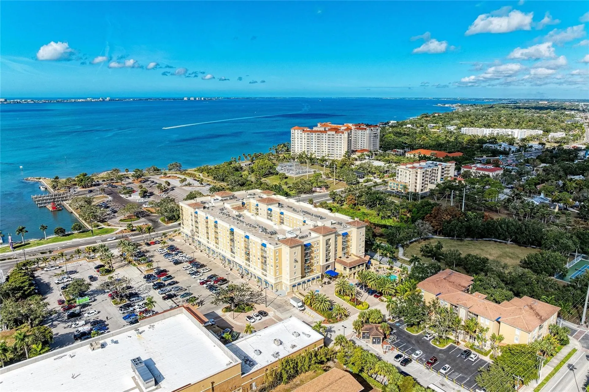 1064 N Tamiami Trail Sarasota FL 34236