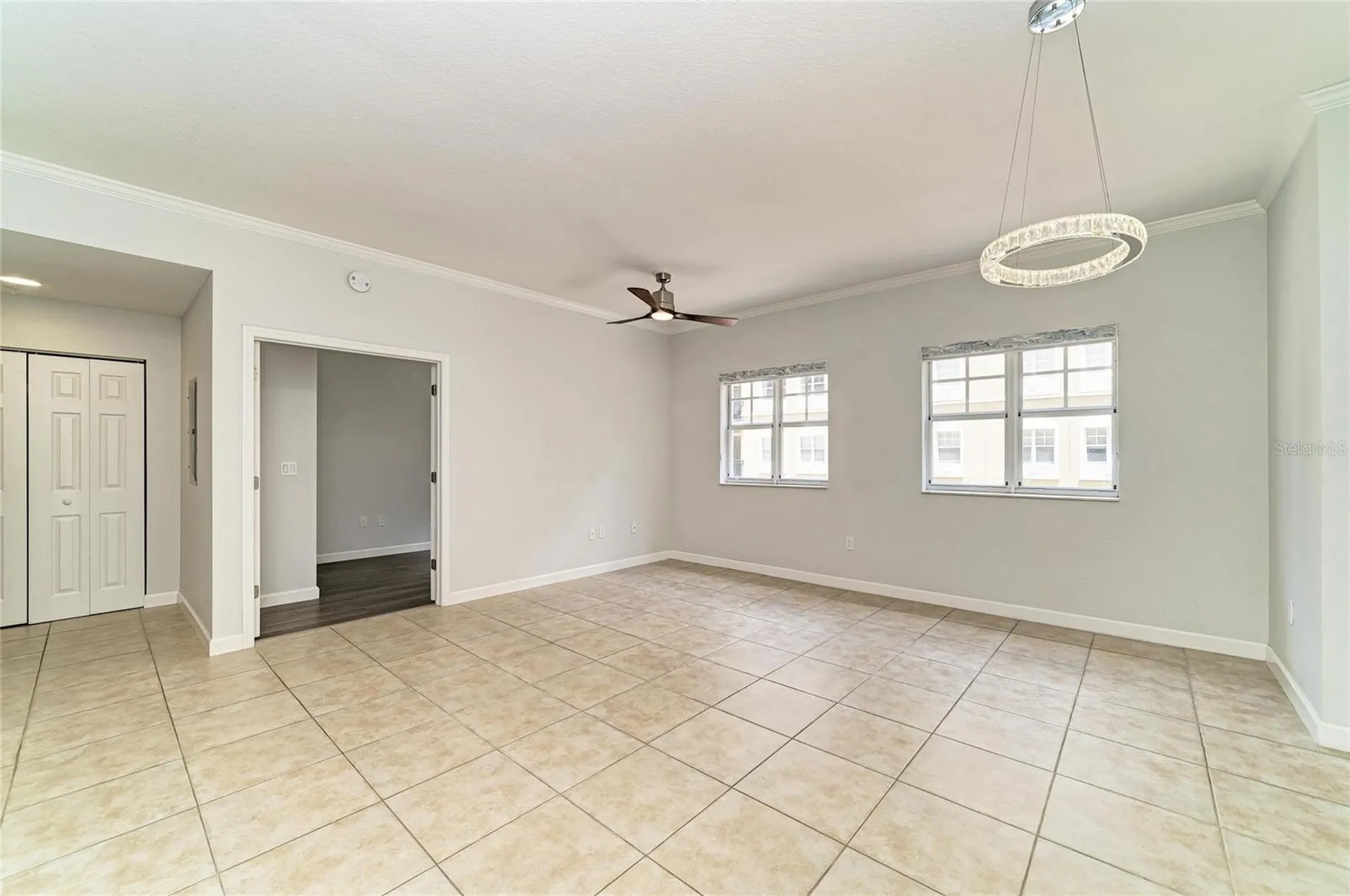 1064 N Tamiami Trail Sarasota FL 34236