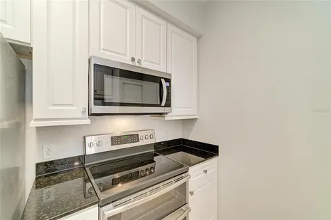 1064 N Tamiami Trail Sarasota FL 34236