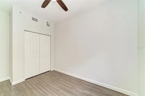 1064 N Tamiami Trail Sarasota FL 34236