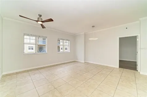 1064 N Tamiami Trail Sarasota FL 34236