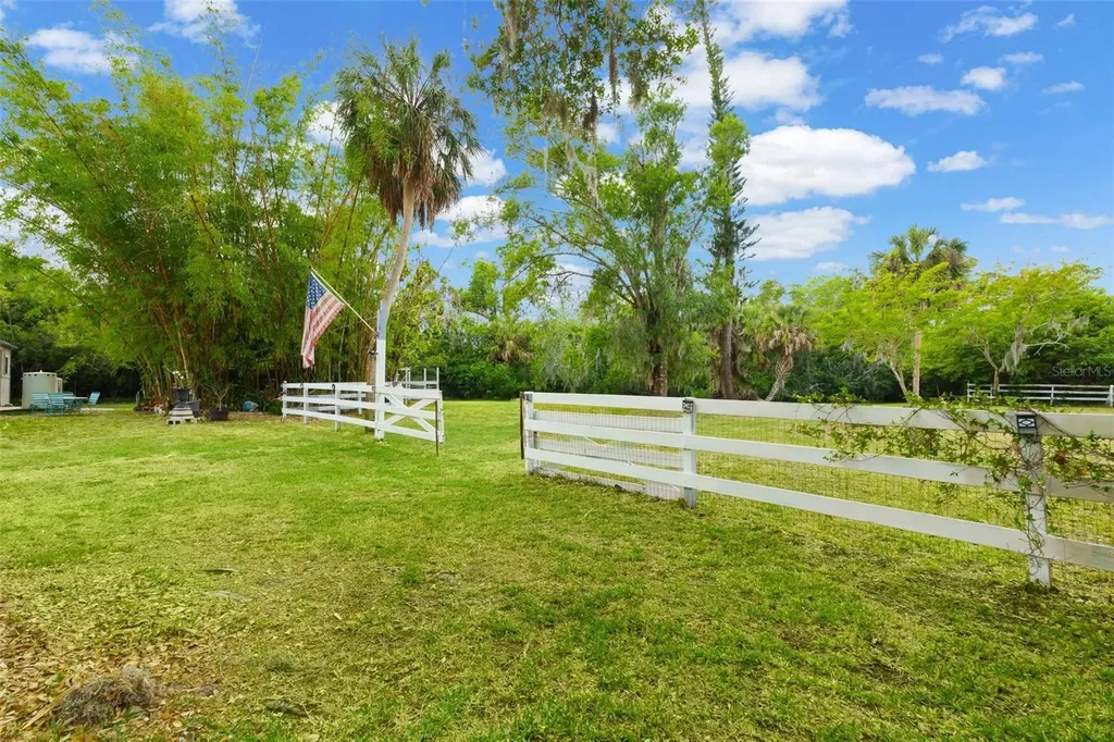 2070 59th Street Sarasota FL 34243