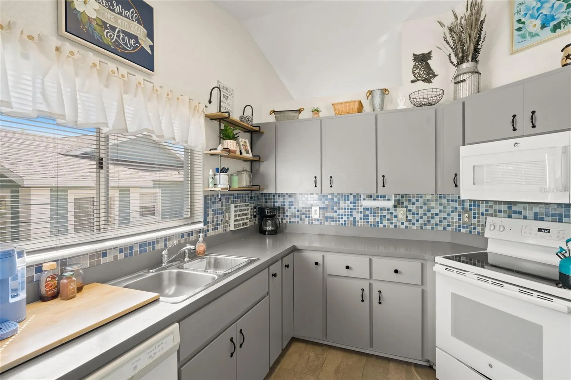 8159 Sturbridge Court Weeki Wachee FL 34613