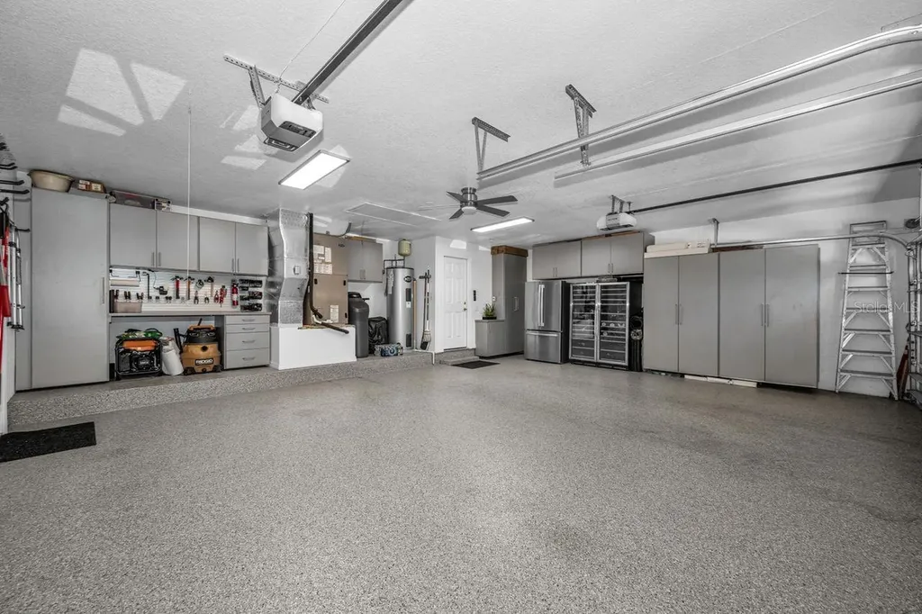 970 Southern Pine Court NE St Petersburg FL 33703