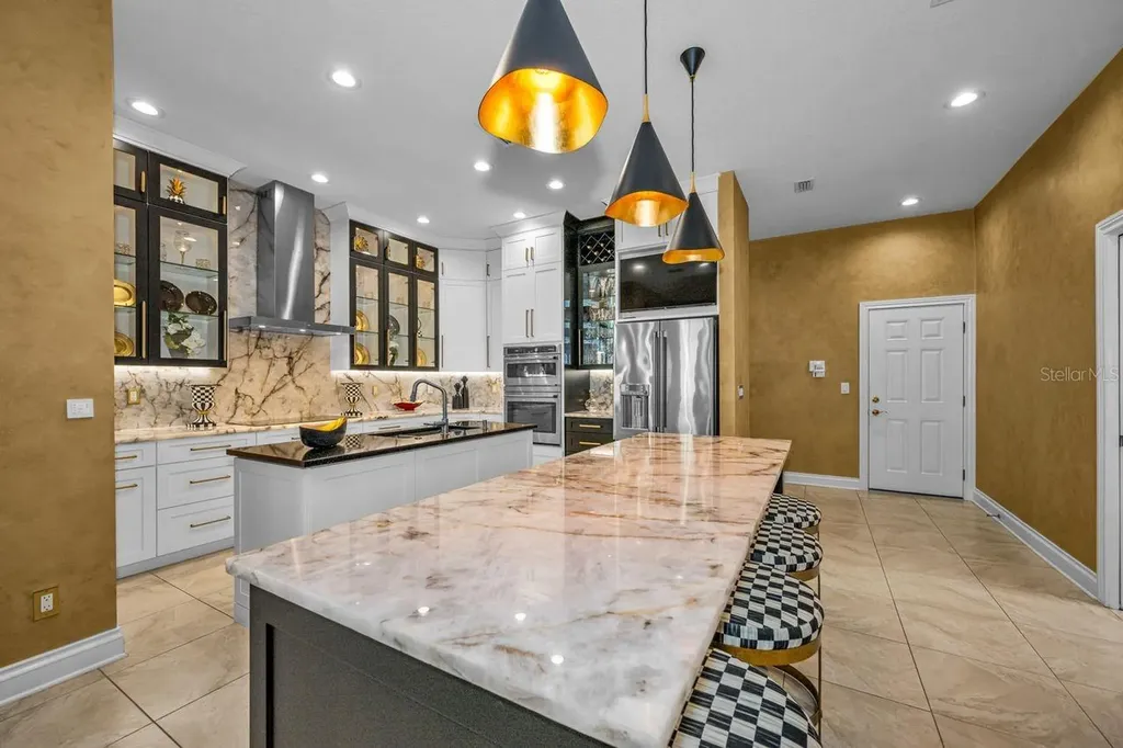 970 Southern Pine Court NE St Petersburg FL 33703
