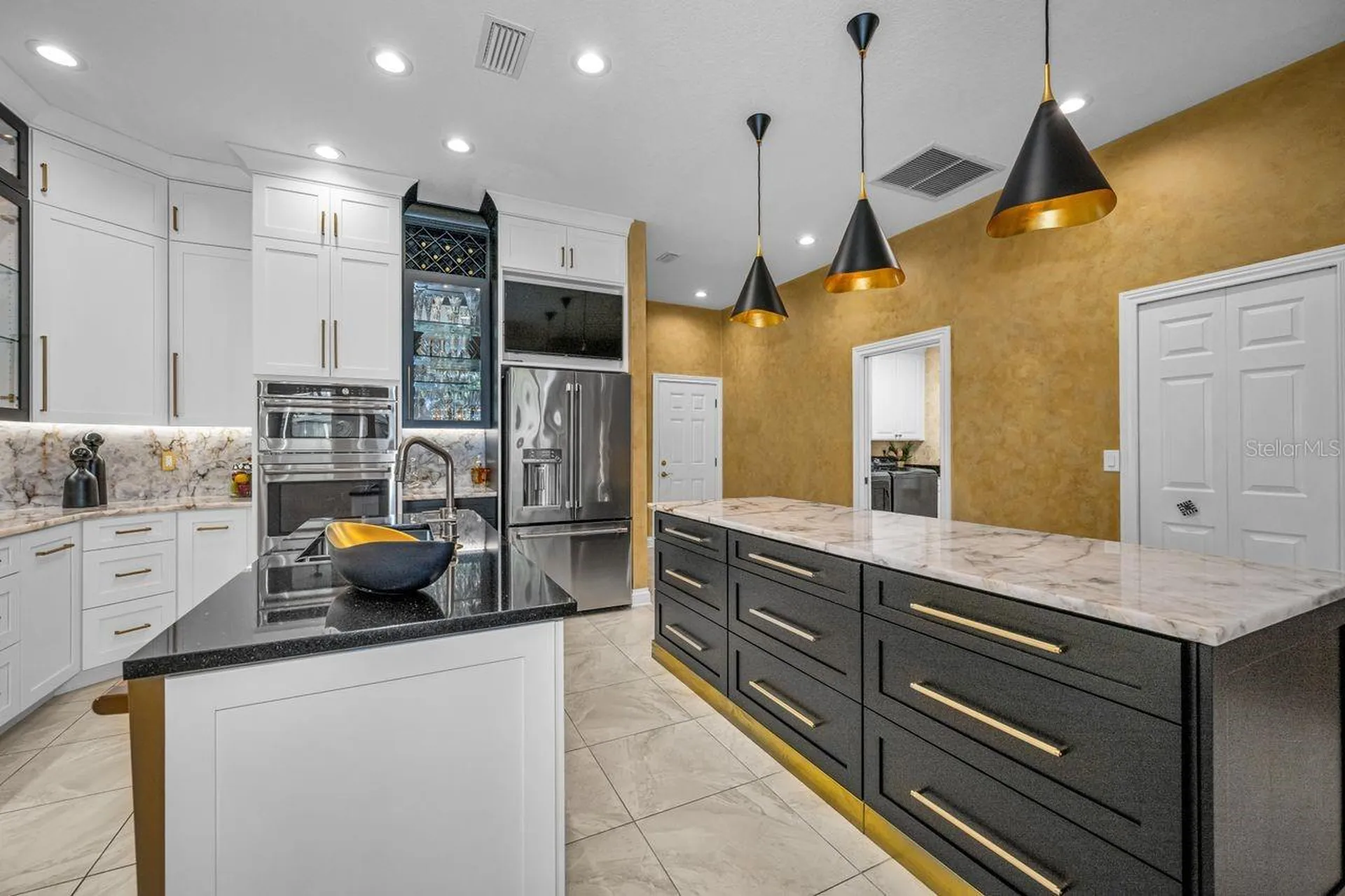 970 Southern Pine Court NE St Petersburg FL 33703