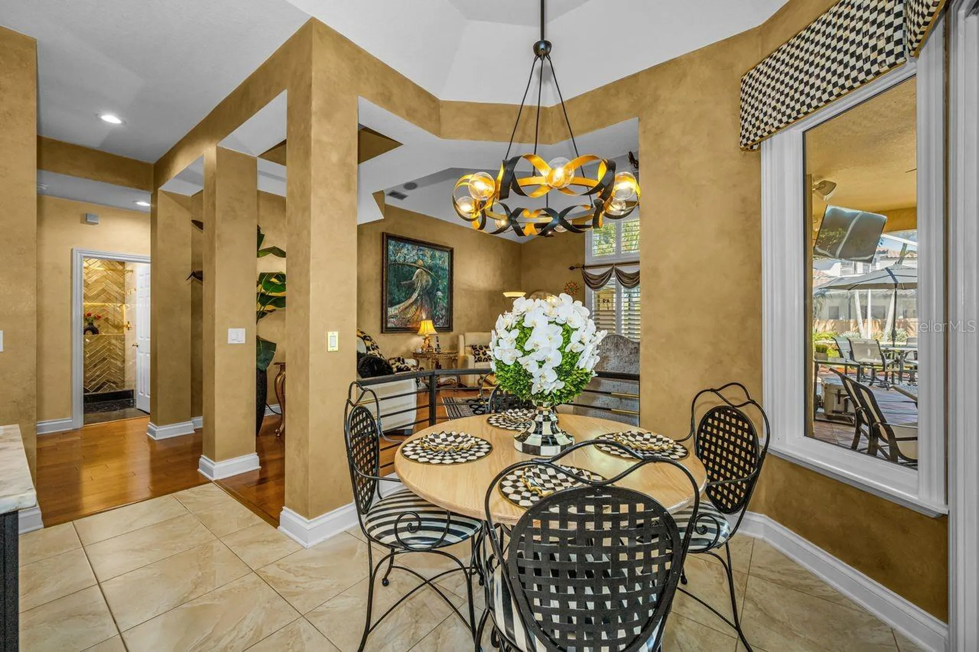 970 Southern Pine Court NE St Petersburg FL 33703