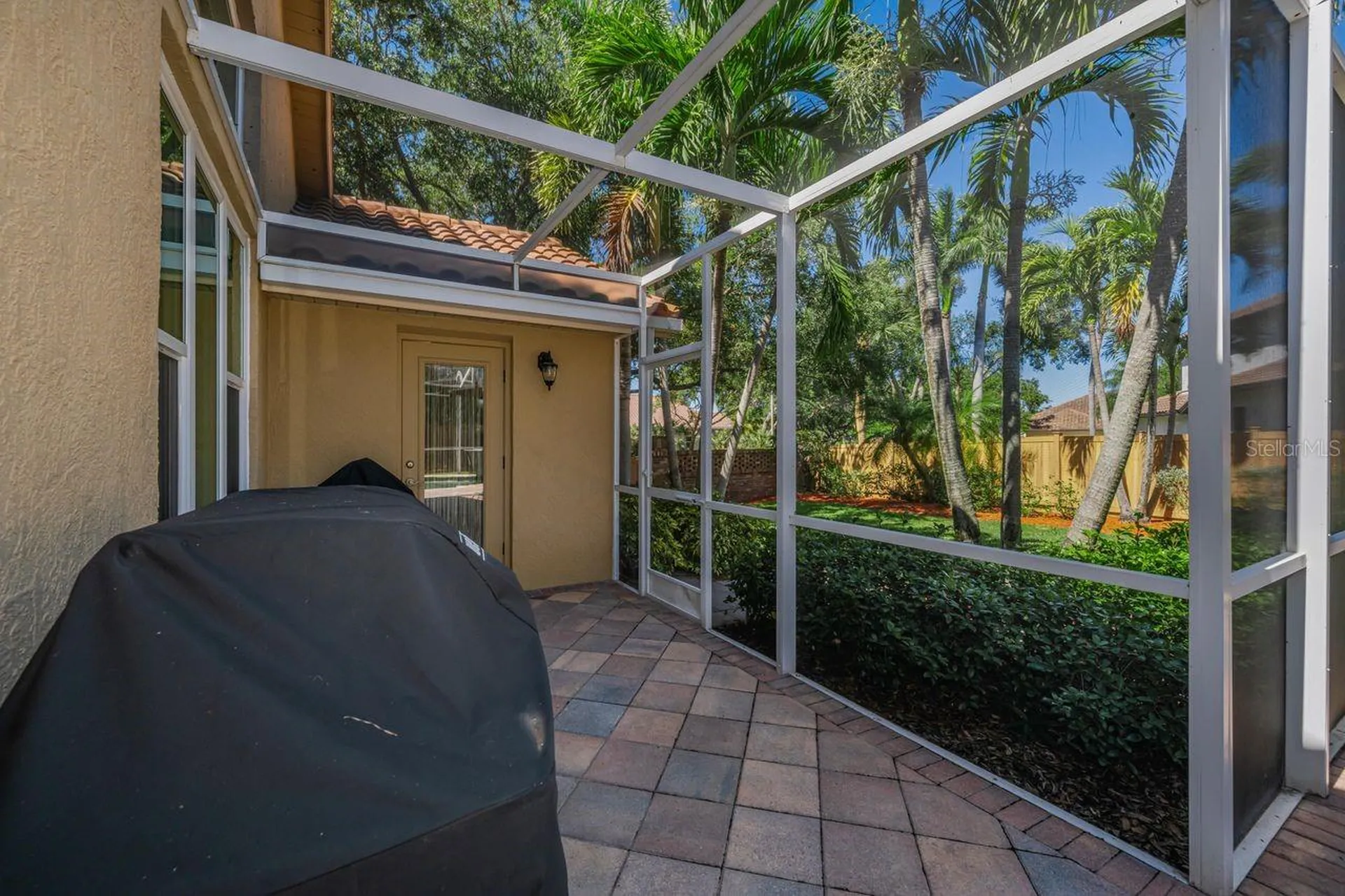 970 Southern Pine Court NE St Petersburg FL 33703