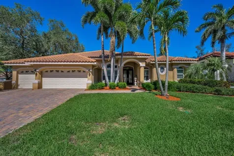 970 Southern Pine Court NE St Petersburg FL 33703