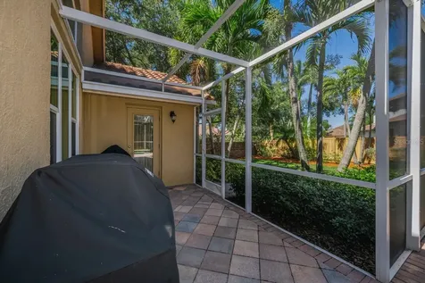 970 Southern Pine Court NE St Petersburg FL 33703