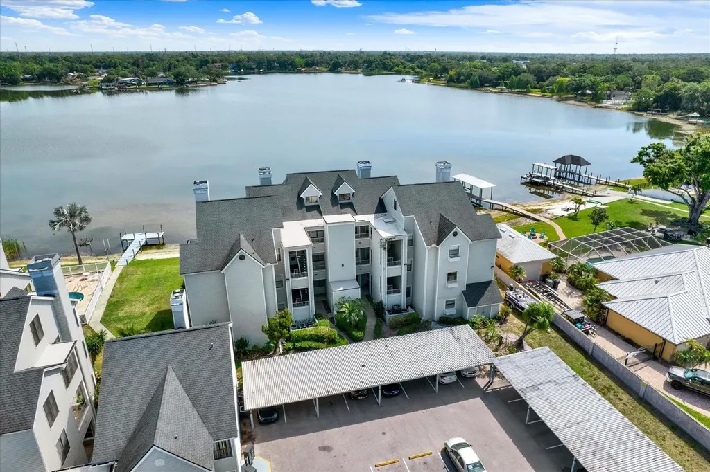 3127 W Sligh Avenue Tampa FL 33614