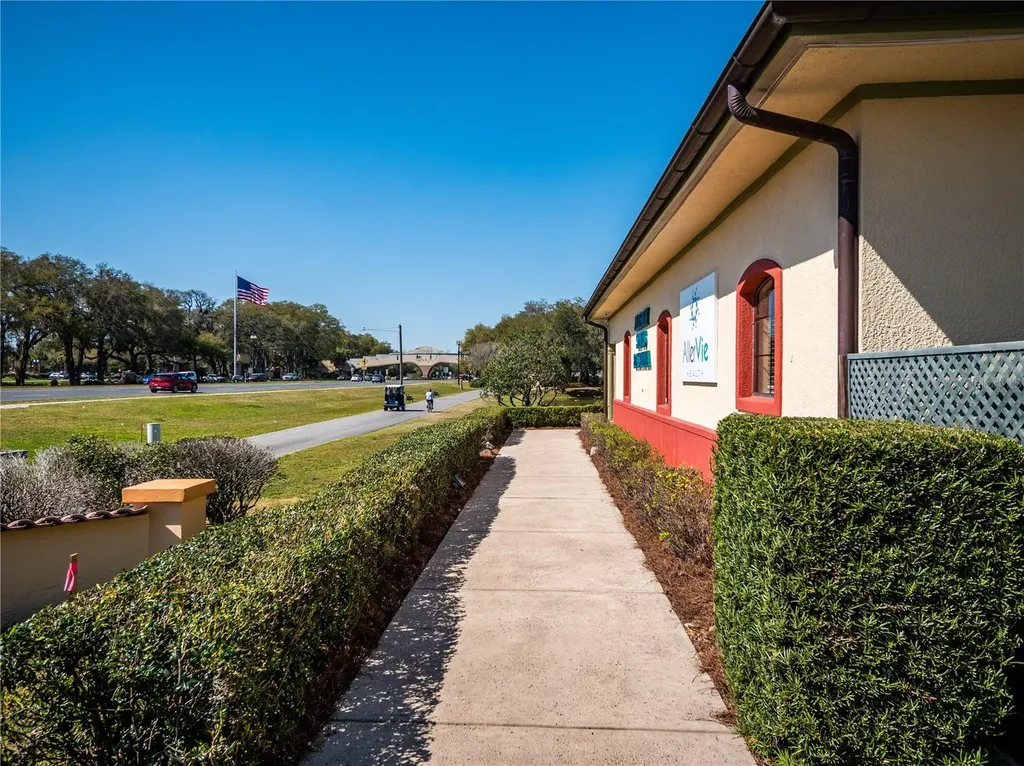 309 Lagrande Boulevard Lady Lake FL 32159