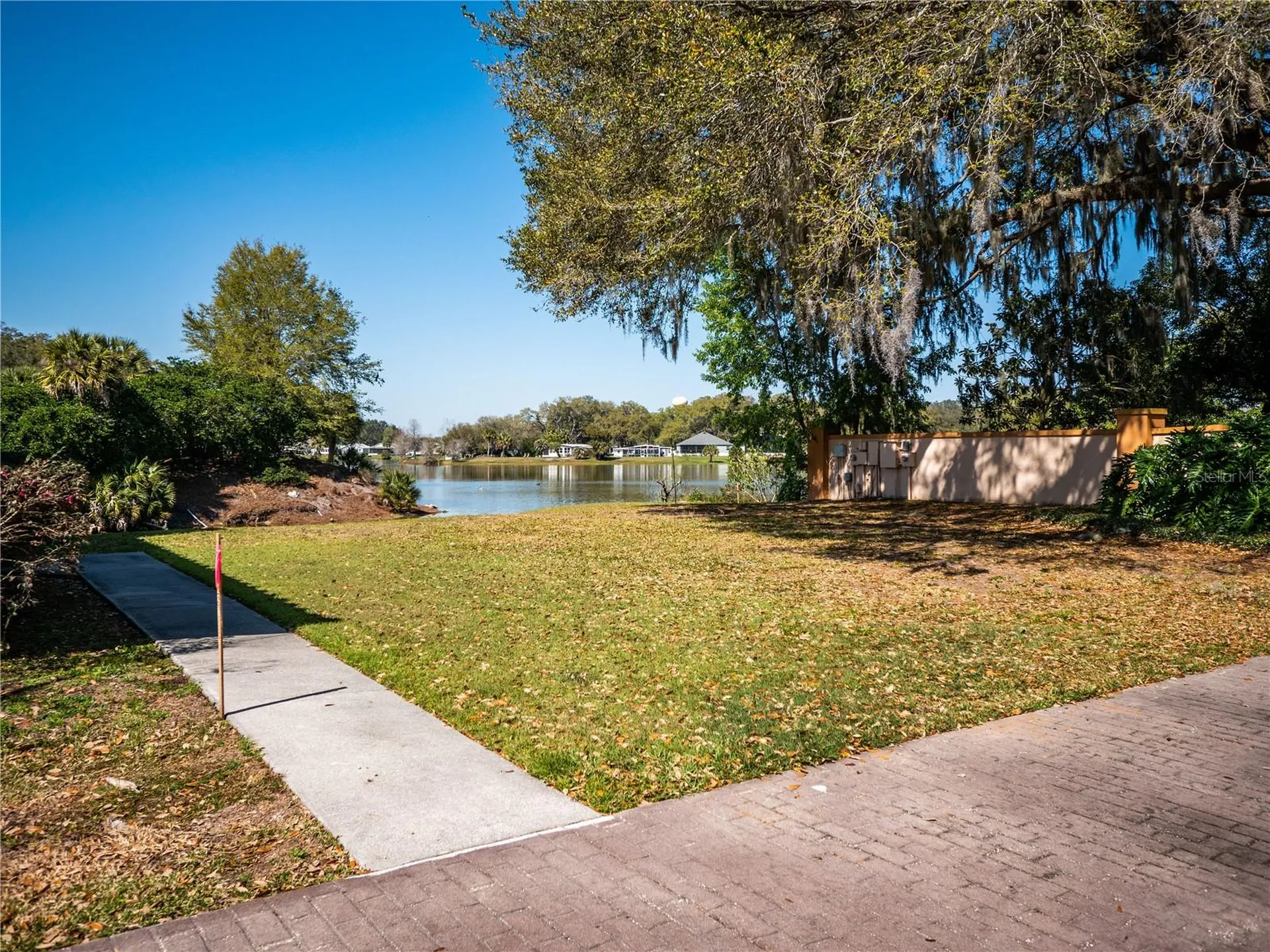 309 Lagrande Boulevard Lady Lake FL 32159